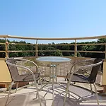 - Zdrojowa Apartment *