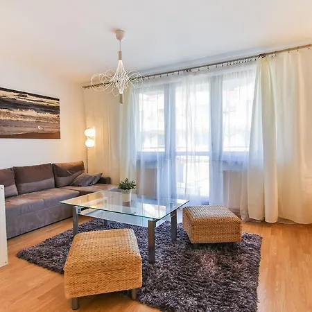 - Zdrojowa Apartamento *