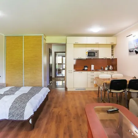 - Zdrojowa Apartament