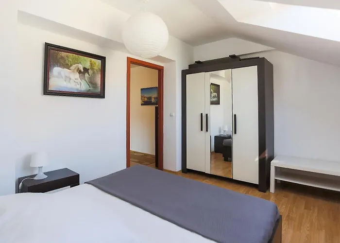 شقة - Zdrojowa سفينويتشي